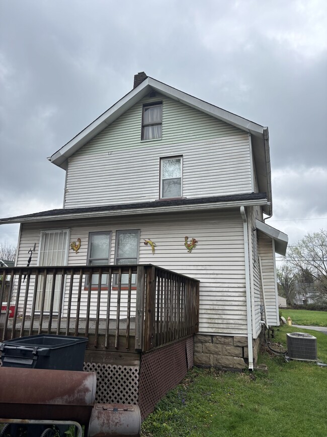 Photo - 1016 East Ave SE