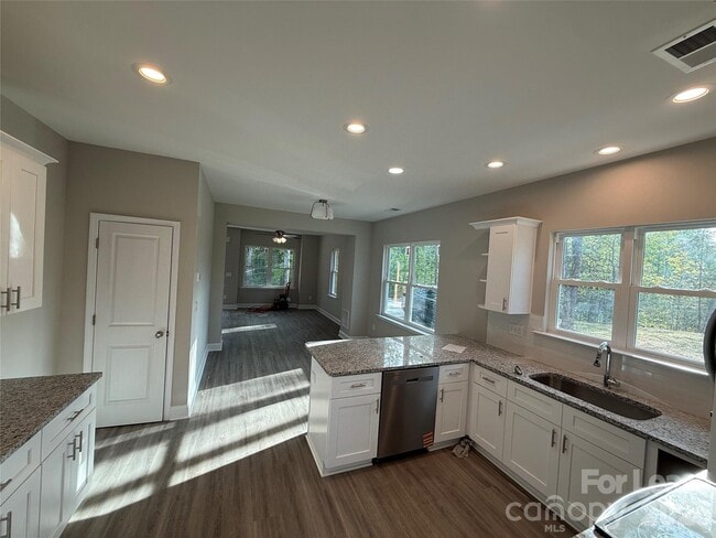 Photo - 5536-5538 Wrenn Dr