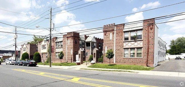 Building Photo - 1115 White Horse Pike Unit C5
