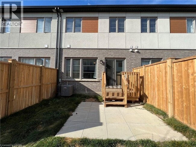 Photo - 20 Steele Cres