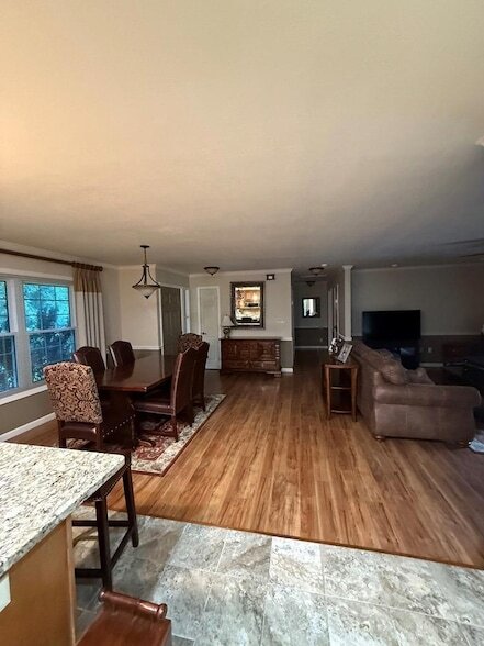 Photo - 2905 River Rd