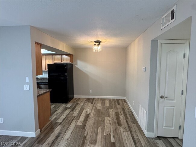 Photo - 7200 W Pirates Cove Rd Unit 1014