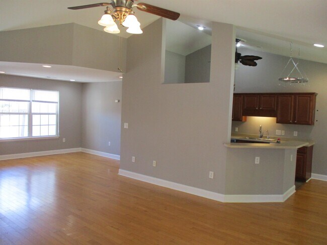 Photo - 2808 Blue Bell Ln