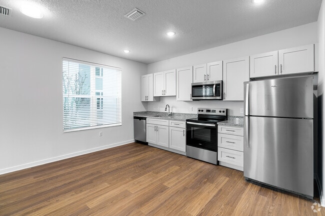 3BR, 2BA - 1,042SF - Kitchen