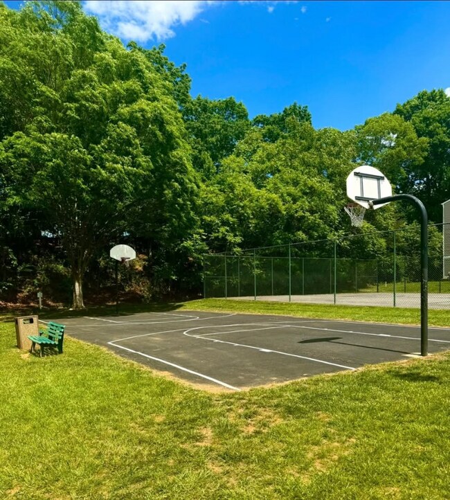 Photo - 600 Reusens Rd Unit J109