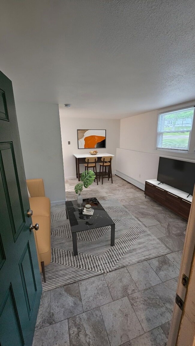 Building Photo - 9 Emerald Dr Unit 2