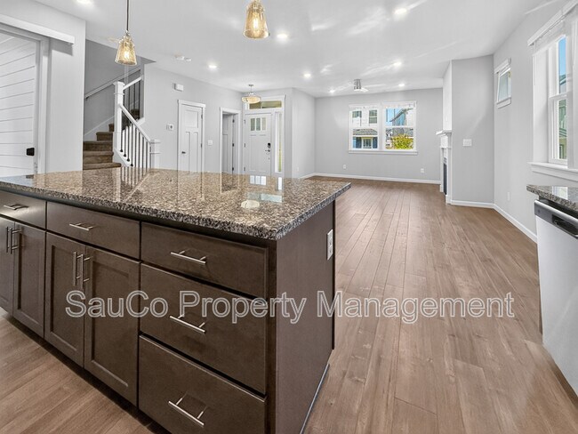 Photo - 3909 SE Zircon Ln