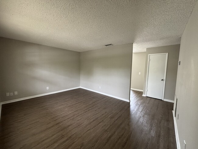 4131 Hancock Ave SE Unit 4131