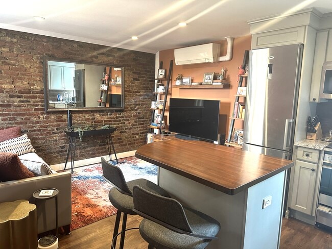 Photo - 10 Henchman St Unidad 5R