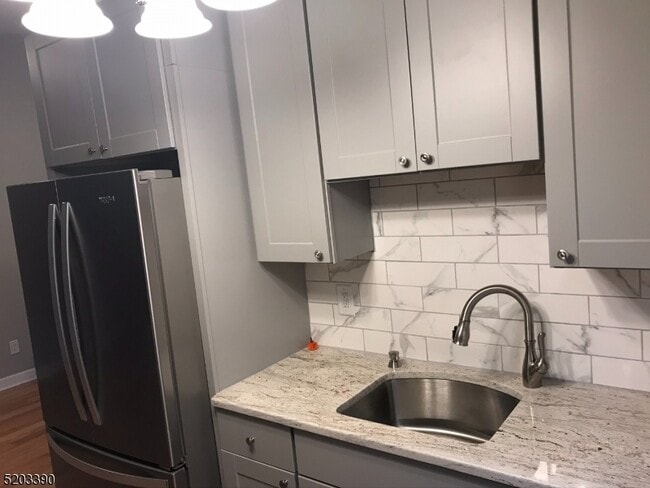 Photo - 1814 Spruce Hills Dr