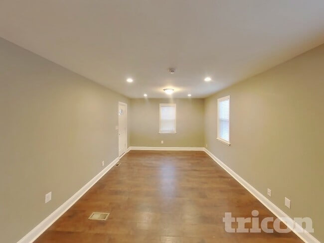 Photo - 3017 Lavender Ave