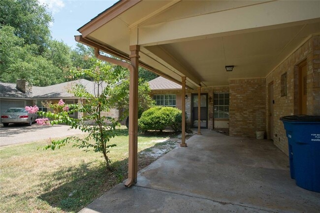 Photo - 11903 Argonne Forest Trail