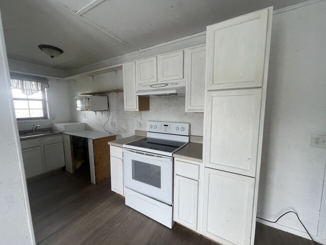 Photo - 412 SE 4th St