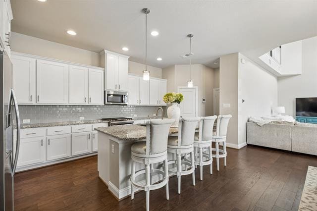 Photo - 1800 Roundtree Cir W