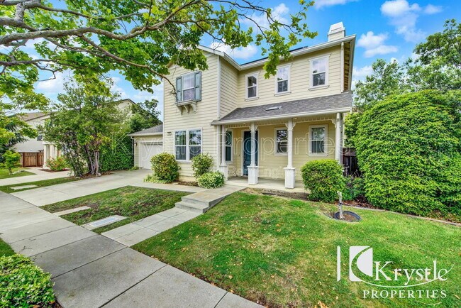 Photo - 300 Poplar Ave