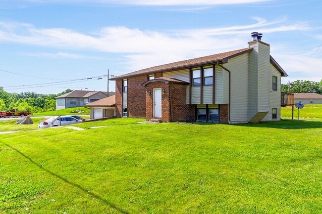 Photo - 3201 Elm Grove Dr Unit 3201 Elm Grove B