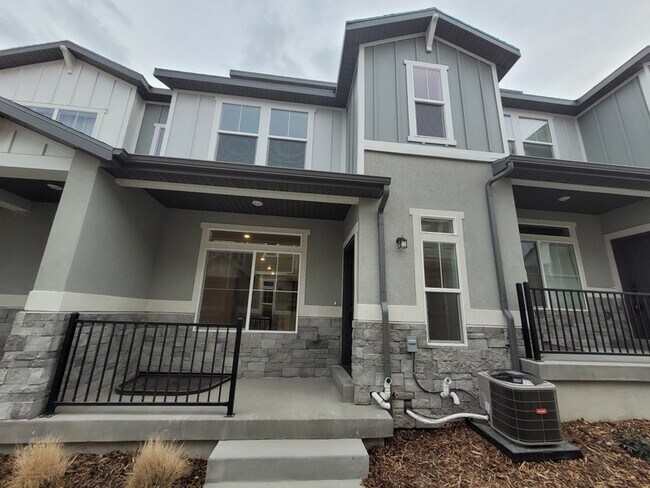 Photo - 4250 Bromwell Ct