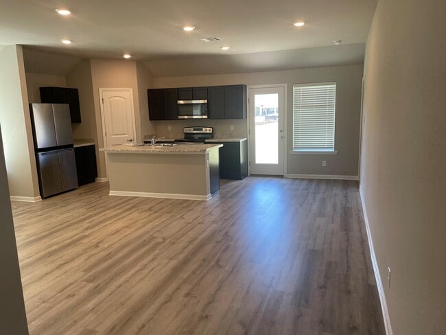 Photo - 48447 Fox Hollow Blvd