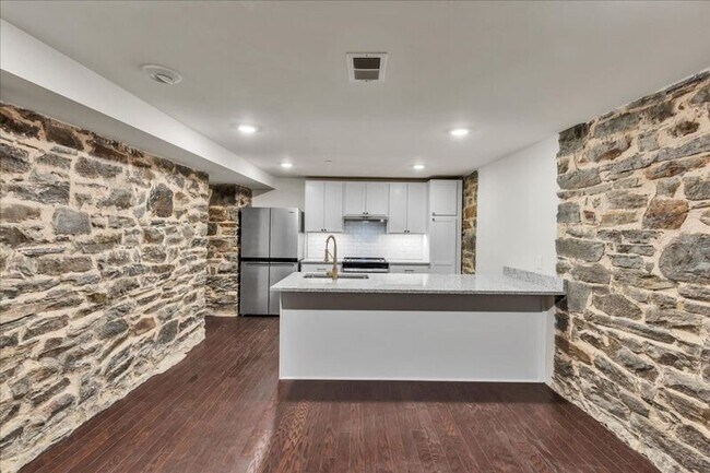 Photo - 201 Wilson St Unidad 9