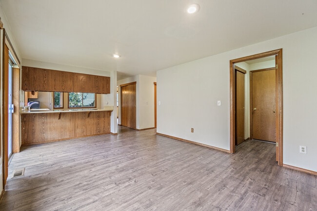 Photo - 4521 186th Ave SE