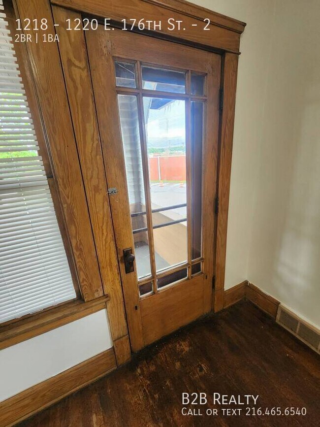 Photo - 1218-1220 E 176th St Unidad 2