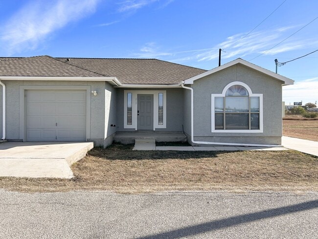 Photo - Charming Duplex with a Touch of Country Charm