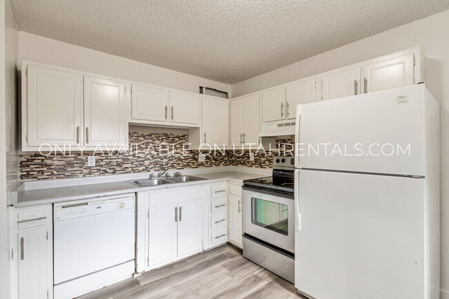 Photo - 539 Swenson Ave Condo Unit 1