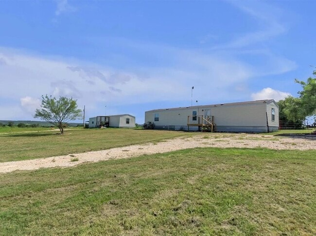 Photo - 618 Bylerpool Rd
