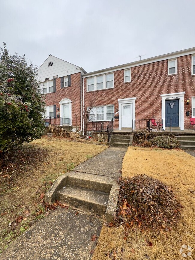 Building Photo - Charming 3-Bedroom Home in Towson with Spa...