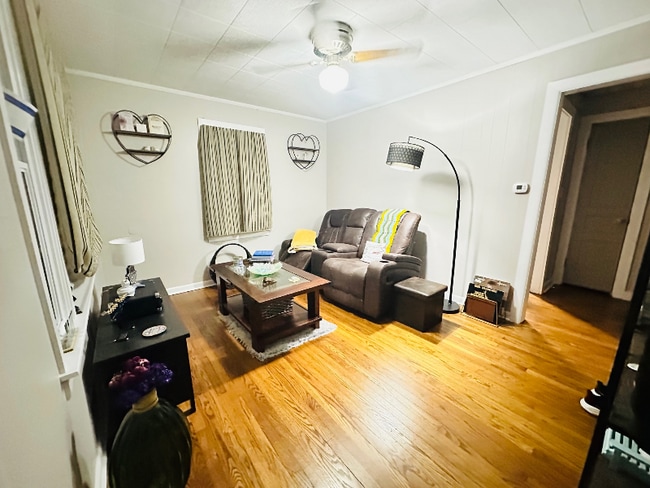 Photo - 1901 Cherry St