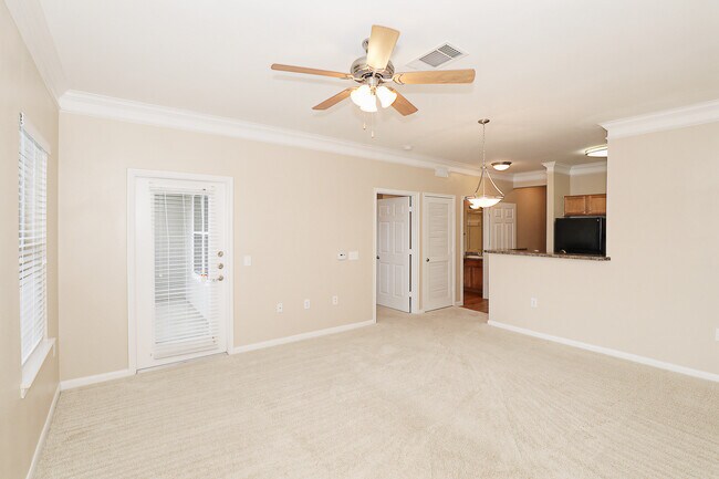 Living/Dining Area - Villas at Cypresswood