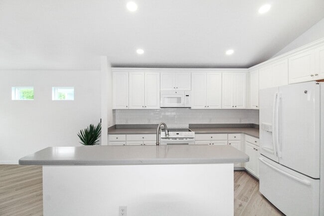 Photo - Grand Palm Annual Home for Rent