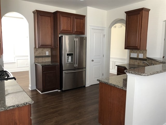 Photo - 8100 Lynwood Square