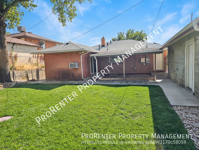 Photo - 1162 Collins Blvd