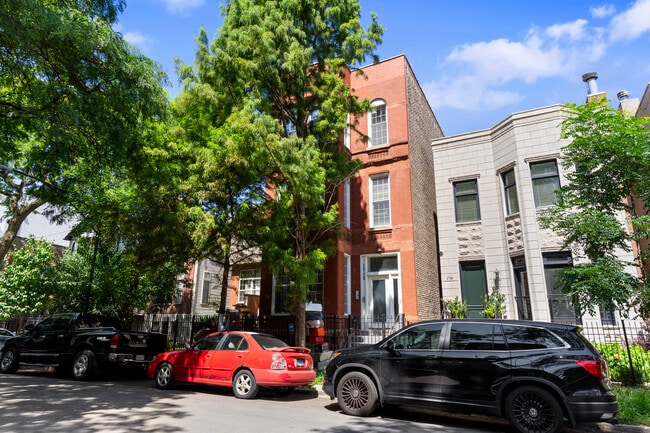 Building Photo - 1710 W Erie St Unit 301