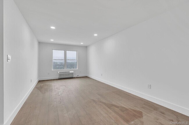 Photo - 74 Broadway Unit 2A