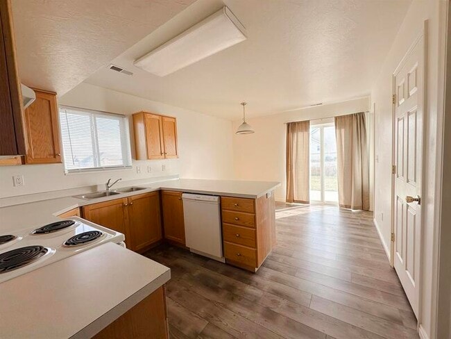 Photo - 15080 N 5400 W