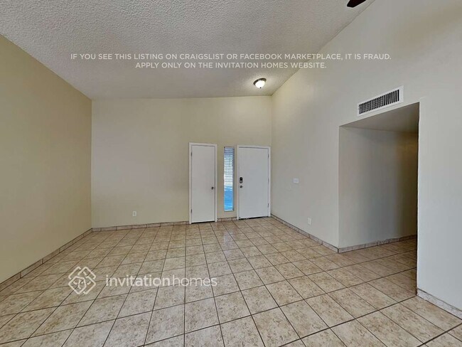 Photo - 7517 W Mercer Ln