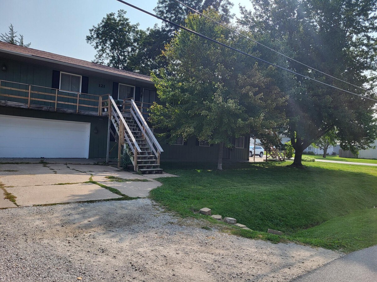 Photo - 121 2nd St E Apartment Unit 3
