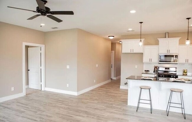 Photo - Lease Takeover Opportunity Available! Stunning 4 Bed 2 Bath in LINDALE ISD!