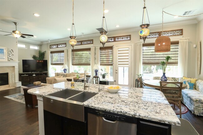Photo - 13342 Stoneleigh Terrace Dr