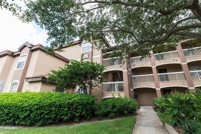 Building Photo - 13929 Fairway Island Dr Unit 812