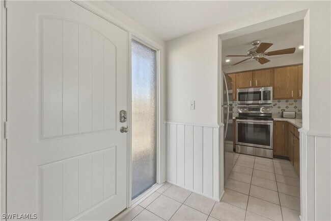 Photo - 801 River Point Dr Unit 303A