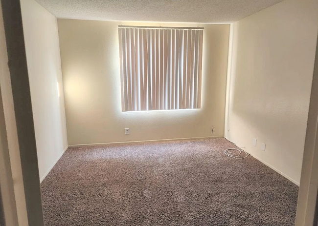 Photo - 2321 Denair Ave Unit 619