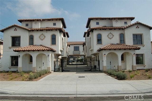 Photo - 425 W Duarte Rd Unidad 411B