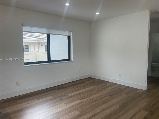 Photo - 1201 N 16th Ave