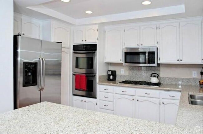 Building Photo - 5246 Calderon Rd Rental