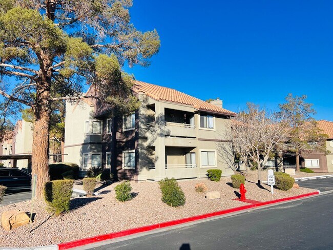 3 Bedroom Condo - 3 Bedroom Condo
