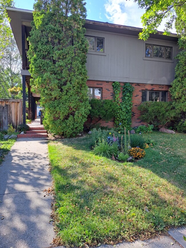 Photo - 309 N 3rd Ave Unidad C