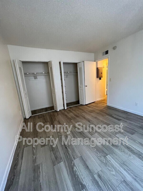 Photo - 1830 Dr M.L.K. Jr St N Unit 405